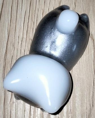 02 chat modele b blanc argent2